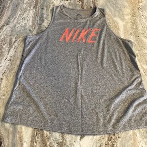 Nike Sleeveless Shirt